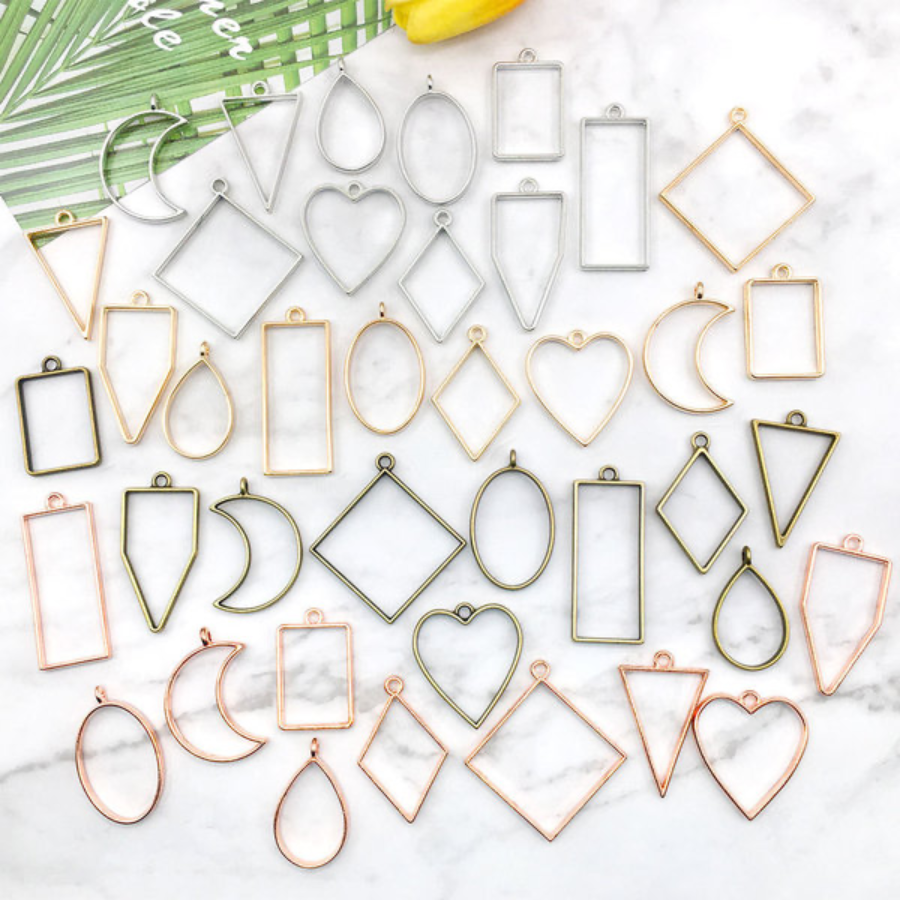 Golden Metal Frame Bezel (মেটাল ফ্রেম বেজেল) – Premium Open-Back Pendant Link for UV Resin Jewelry & DIY Crafts